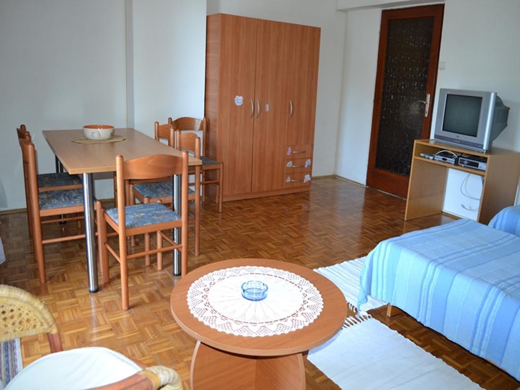 Apartments Kurta 普利拉卡 外观 照片